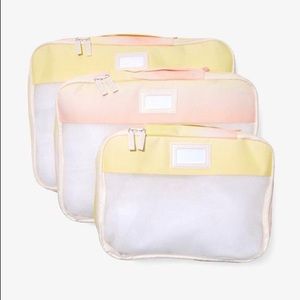 Calpak packing cubes Set of 3 in different sizes